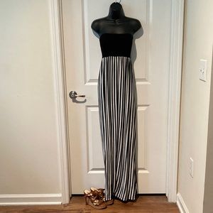 BLACK AND WHITE RAYON MAXI DRESS